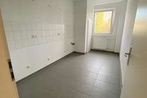 Sanierte 2-Zimmer-Erdgeschosswohnung mit Wannenbad und Fenster in ruhiger Lage in Gelsenkirchen