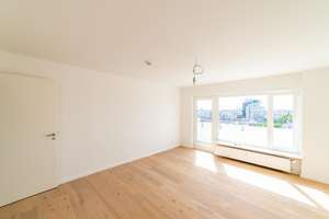 Licht. Luft. Luxus – Wohnen mit Penthousefeeling
Airy, Bright, Elevated– 2BR with Penthouse Feeling – Die vollständige Adresse der Immobilie erhältst du vom Anbieter., 10787 Tiergarten, Berlin – Vorschaubild 6