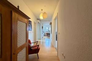 Wohnen über den Dächern von Ettlingen – 4-Zimmer-Dachgeschosswohnung mit traumhafter Terrasse. – Die vollständige Adresse der Immobilie erhältst du vom Anbieter., 76275 Ettlingen – Vorschaubild 4