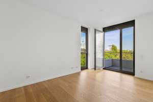 Modernes Penthouse mit Weitblick – 46m² Traumterrasse, Kamin & Blick auf den Fernsehturm – Stallschreiberstrasse 27, 10117 Berlin – Vorschaubild 19