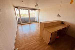 *RESERVIERT* OlyDorf: Ordentlich verm. App. mit Loggia, 32 m², hoch gelegen, ruhige Westseite! – Helene-Mayer-Ring 12, 80809 Am Riesenfeld, München – Vorschaubild 4