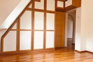 Interessante Dachgeschoss-Wohnung an der Ruhrallee – Ruhrallee 70, 45138 Huttrop, Essen – Vorschaubild 5