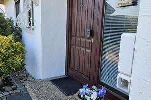*Idylisch gelegenes Einfamilienhaus mit ELW + Doppelgarage in unverbauter top Randlage mit Aussicht* – Die vollständige Adresse der Immobilie erhältst du vom Anbieter., 72768 Altenburg, Reutlingen – Vorschaubild 9