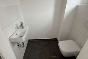Neubau Reihenmittelhaus in Privatstrasse mit Garten + Stellplatz – Tilburger-Str. 9A, 41751 Viersen – Vorschaubild 11
