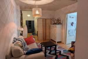 Large room in peaceful and clean WG home  (Altbau) – Die vollständige Adresse der Immobilie erhältst du vom Anbieter., 10827 Schöneberg, Berlin – Vorschaubild 2