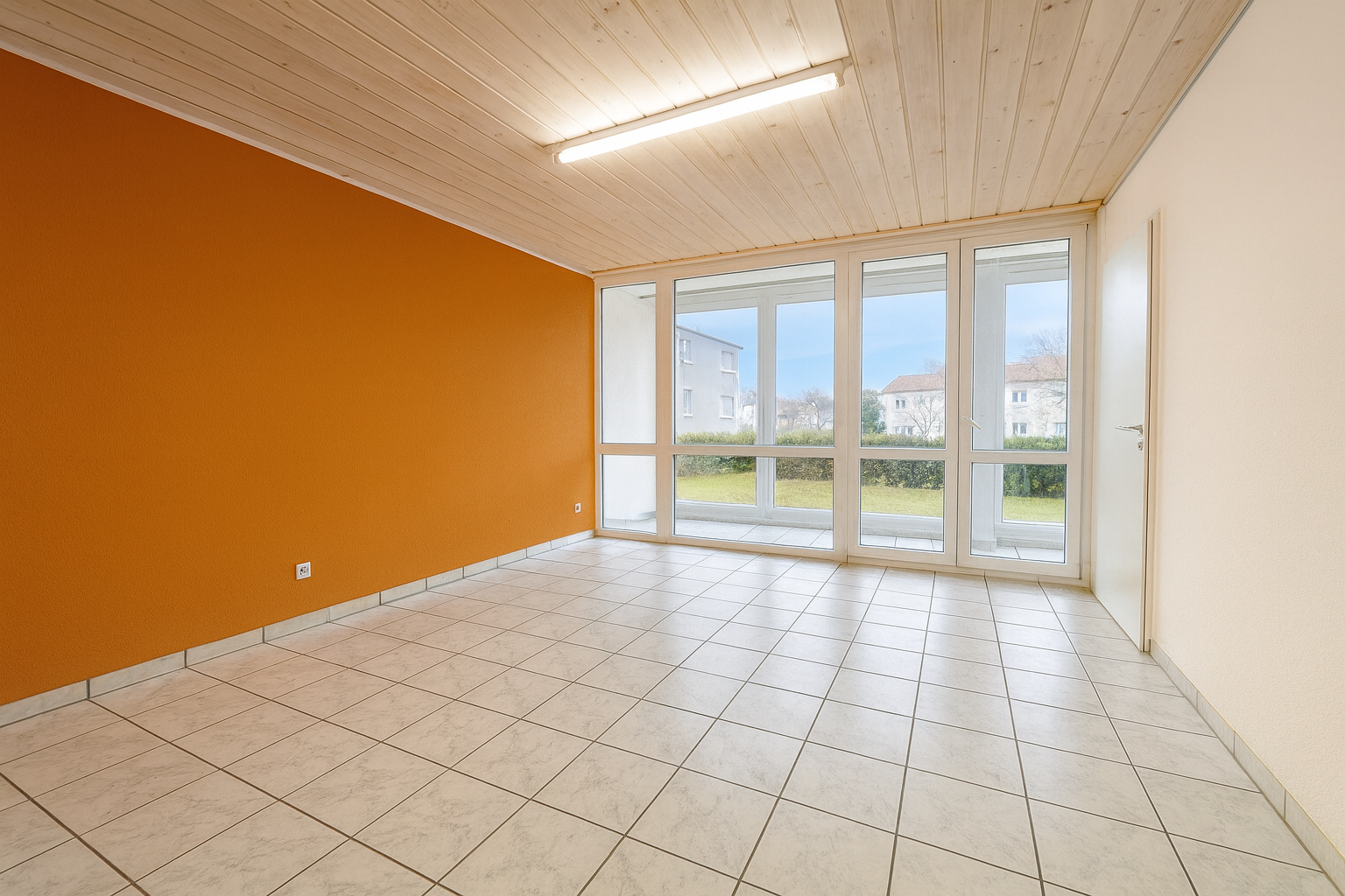 Immobilie in Radolfzell am Bodensee - Geräumige 4-Zimmer-Wohnung im Erdgeschoss – praktisch, zentral und vielseitig nutzbar. - Bild 8