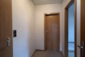 Gepflegtes Zweifamilienhaus im ruhigen Stadtteil von Fellbach – Die vollständige Adresse der Immobilie erhältst du vom Anbieter., 70734 Fellbach – Vorschaubild 42