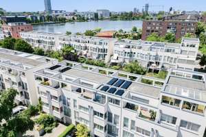 Wohnen an der Rummelsburger Bucht: Exklusives Familien-Townhouse mit Garten und Dachterrasse – Die vollständige Adresse der Immobilie erhältst du vom Anbieter., 10317 Rummelsburg, Berlin – Vorschaubild 1