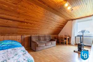 Familienfreundliches Haus mit Garten und Renovierungsbedarf – Rendsburg-Eckernförde (Kreis) – Vorschaubild 10