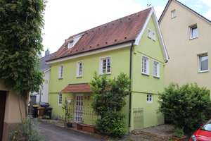 Schmuckstück mit 2,5 Zimmern in Ostfildern-Nellingen – Burgstraße 11, 73760 Ostfildern – Vorschaubild 1