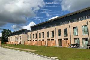 Modernes Reihenendhaus in zentraler Lage in Jübek – Die vollständige Adresse der Immobilie erhältst du vom Anbieter., 24855 Jübek – Vorschaubild 2
