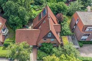 Begehrte stadtnahe Lage - großes Wohnhaus - viele Möglichkeiten