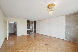 Renovierungsbedürftige 2-Zimmer-DG-Wohnung mit Balkon in Nürnberg-Gartenstadt! – Die vollständige Adresse der Immobilie erhältst du vom Anbieter., 90469 Gartenstadt, Nürnberg – Vorschaubild 6