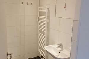 2 Zimmerwohnung mit Küche und Duschbad – Feldstr. 2b, 42275 Oberbarmen, Wuppertal – Vorschaubild 3