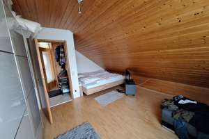 Gemütliche Dachgeschosswohnung 4 Zimmer mit Einbauküche in ruhiger Wohngegend – Die vollständige Adresse der Immobilie erhältst du vom Anbieter., 71720 Oberstenfeld – Vorschaubild 14