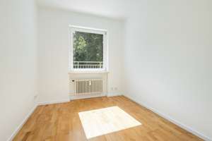 Harlaching-Menterschwaige: traumhaftes 4-Zimmer Penthouse – Die vollständige Adresse der Immobilie erhältst du vom Anbieter., 81545 Harlaching, München – Vorschaubild 4