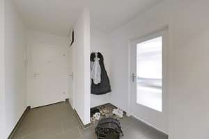Frisch modernisierte 2-Zimmer-Wohnung mit Balkon und Garten in Düsseldorf-Lierenfeld – Sebastiansweg 12, 40231 Lierenfeld, Düsseldorf – Vorschaubild 6