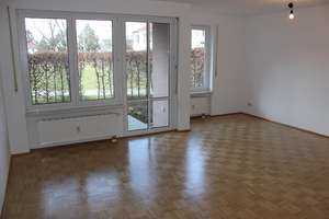 Charmante, großzügig geschnittene 3-Zimmer-Erdgeschoss-Wohnung in Freimann / Am Nordpark – Die vollständige Adresse der Immobilie erhältst du vom Anbieter., 80939 Freimann, München – Vorschaubild 6