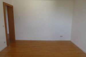 Geschmackvolle 3-Raum-Wohnung mit Balkon und EBK in München Perlach – Kar-Marx-Ring 94, 81735 Neuperlach, München – Vorschaubild 12