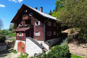 Landleben pur: Landhaus für Tierfreunde mit Reitplatz & Pferdestall – Neureichenau – Die vollständige Adresse der Immobilie erhältst du vom Anbieter., 94089 Neureichenau – Vorschaubild 2