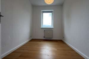 Attraktive 3-Zimmer-Wohnung: Sofort bezugsfertig, mit Südbalkon & Aufzug – Die vollständige Adresse der Immobilie erhältst du vom Anbieter., 13597 Wilhelmstadt, Berlin – Vorschaubild 8