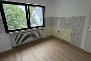 ALBERT WOLTER 1919 IVD! Köln-Lövenich, frisch renovierte 3 Zimmerwohnung mit großer Loggia – Die vollständige Adresse der Immobilie erhältst du vom Anbieter., 50859 Lövenich, Köln – Vorschaubild 16