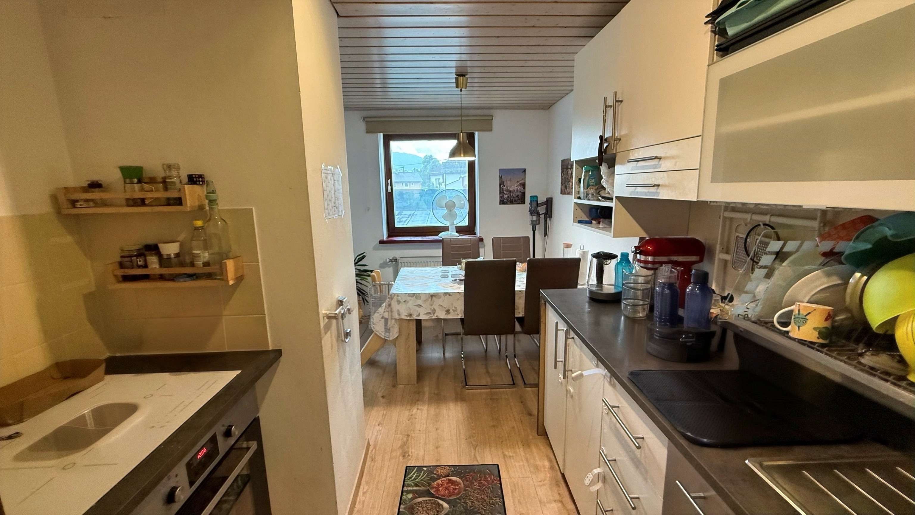 Immobilie in Freilassing - " WOHNLICHKEIT & CHARME - KACHELOFEN INKLUSIVE ! " - Bild 5