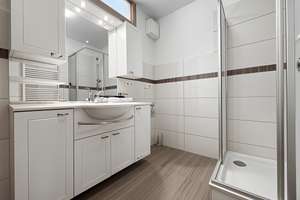 Moderne 2-Zimmer-Wohnung am Kurpark – nur wenige Gehminuten zum Strand! 2 Zi., ca. 48m² Wfl+ Stellp. – Die vollständige Adresse der Immobilie erhältst du vom Anbieter., 17509 Lubmin – Vorschaubild 10