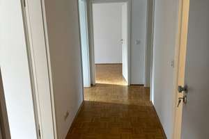 3 Zimmer * WG geeignet * Balkon * Neuhausen * – Birkerstr. 32, 80636 St. Vinzenz, München – Vorschaubild 2