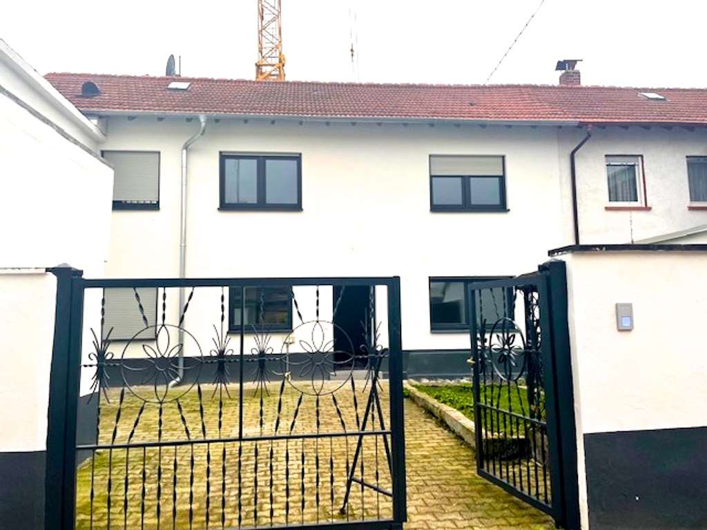 Immobilie in Osthofen - NEU- Zwei Familienhaus in 67574 Osthofen / Saniert 2021 - Bild 0