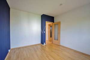 Dachgeschosswohnung mit Westbalkon, Stellplatz und Treppenlift – 99087 Roter Berg, Erfurt – Vorschaubild 9