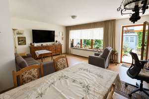 Familienfreundliches Reihenendhaus mit sonnigem Garten und viel Platz in ruhiger Wohnlage – Dr. Lehrmer Straße 14, 85435 Erding – Vorschaubild 2