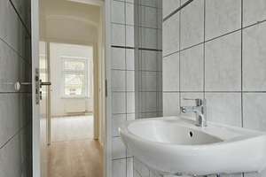 Mit Video: Praktische Hochparterre-Wohnung mit Tageslichtbad – Otto-Richter-Straße 40, 39116 Sudenburg, Magdeburg – Vorschaubild 11