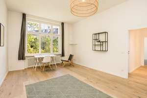 Endlich gefunden, traumhafte Altbauwohnung mit Balkon im  bayrischen Viertel in Wilmersdorf – Die vollständige Adresse der Immobilie erhältst du vom Anbieter., 10717 Wilmersdorf, Berlin – Vorschaubild 14