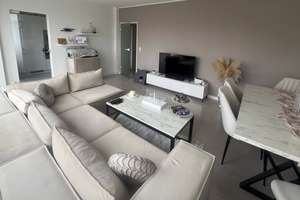 Modernisierte 4-Zimmer-Wohnung mit Balkon und EBK in Bremen (Heizkosten in Nebenkosten enthalten)