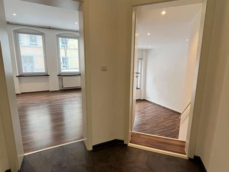 Blick auf Schlaf- und Wohnraum