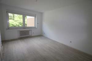***ALLES FRISCH RENOVIERT!- ERSTBEZUG NACH KOMPETTRENOVIERUNG, 3 ZI. MIT BALKON IN ERKRATH*** – Schlüterstraße 31, 40699 Erkrath – Vorschaubild 6