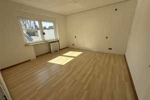 Großzügiges Familienhaus mit Garten/2 Garagen und Stellplätze in 66740 Steinrausch zu verkaufen – Saarlouis (Kreis) – Vorschaubild 13