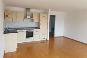 Bezugsfreie 3 Zimmer Wohnung mit Süd-Balkon und Tiefgaragenstellplatz * provisionsfrei * Top Lage – Die vollständige Adresse der Immobilie erhältst du vom Anbieter., 80687 Friedenheim, München – Vorschaubild 4