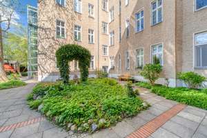 Sehr gepflegte 2-Zimmer-Wohnung in ruhiger Hoflage - Berlin-Friedenau – Die vollständige Adresse der Immobilie erhältst du vom Anbieter., 12161 Friedenau, Berlin – Vorschaubild 8