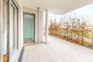 Wohnen am Wasser: Großzügige 5-Zimmer-Terrassenwohnung mit Garten und Westterrasse – Die vollständige Adresse der Immobilie erhältst du vom Anbieter., 10589 Charlottenburg, Berlin – Vorschaubild 1
