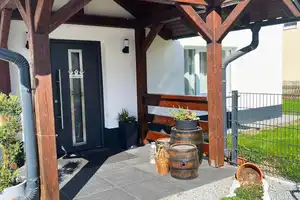 Liebevoll saniertes Wohnhaus mit großem Garten rund 10 Autominuten von Landau a.d.Isar entfernt !!! – Dingolfing-Landau (Kreis) – Vorschaubild 4