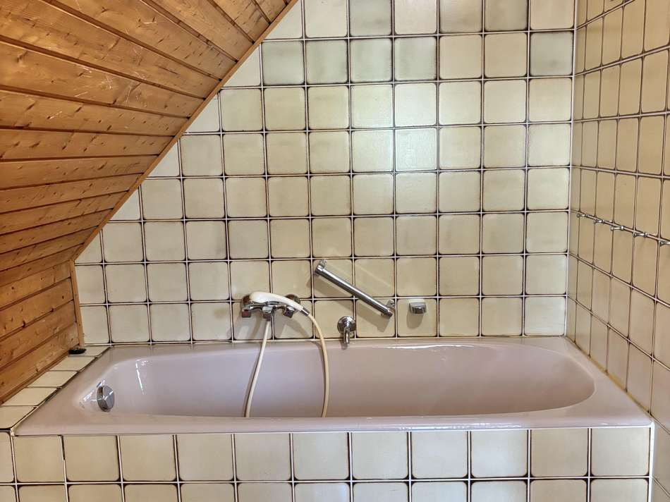 Badezimmer im DG