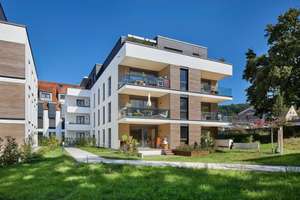 Modernes Studentenzimmer in 4er-WG im Erdgeschoss