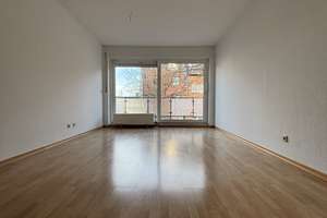 Fußläufig zum Rhein – 2-Zimmer-Wohnung mit Balkon in Düsseldorf-Volmerswerth