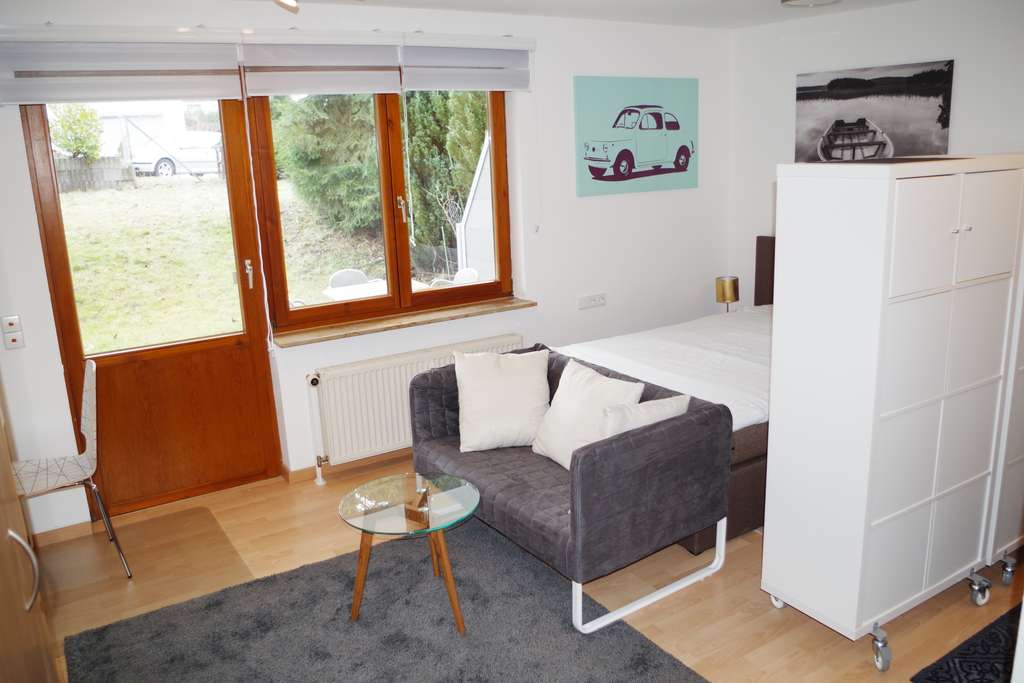 Immobilie in Wolfschlugen - Möbliertes 1-Zimmerappartement mit Garten - Bild 0