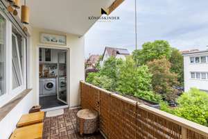 Zentral, hell und mit Balkon: 2-Zimmer-Wohnung mit Garage in Stuttgart-Bad Cannstatt – Die vollständige Adresse der Immobilie erhältst du vom Anbieter., 70372 Kurpark, Stuttgart – Vorschaubild 1