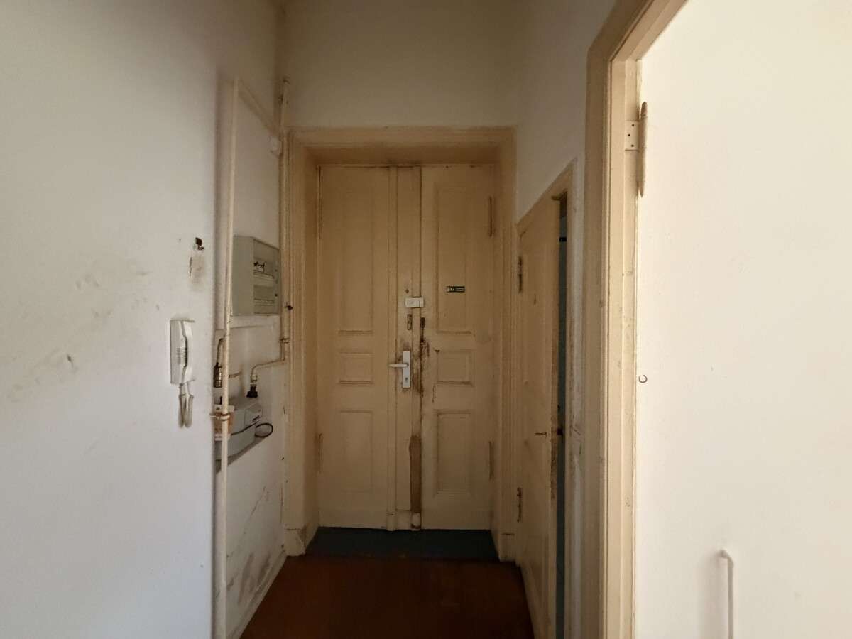 Altbau mit Potenzial – Bezugsfreie 2-Zimmerwohnung, in Oberschöneweide, Berlin – Bild 2