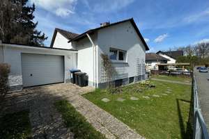 6-Zimmer-EFH von Privat mit großem Garten in Südhanglage und freiem Blick auf den Feldberg  – Limesstraße 9, 61273 Wehrheim – Vorschaubild 2