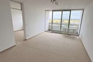 Lichtdurchflutete 3 Zimmer Wohnung mit eigenem Tiefgaragenstellplatz zu verkaufen